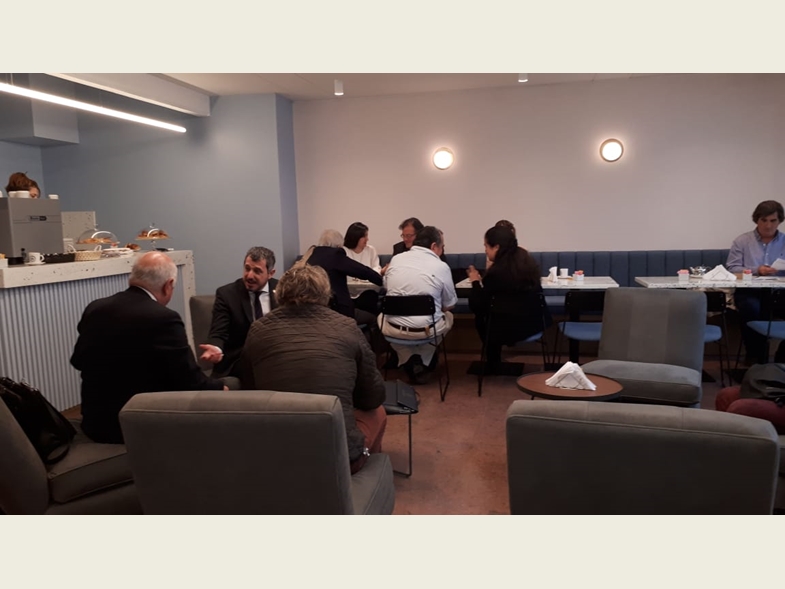 Inauguración. "Zona de cafetería" en la Sala de Profesionales