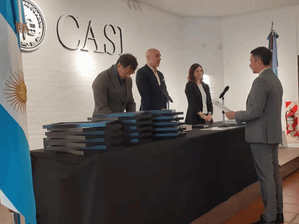 El CASI recibió a 28 nuevos matriculados y reafirmó su apuesta a la formación en IA