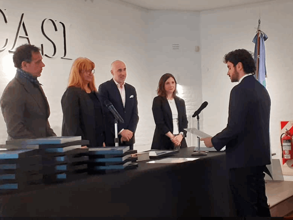 El CASI recibió a 28 nuevos matriculados y reafirmó su apuesta a la formación en IA
