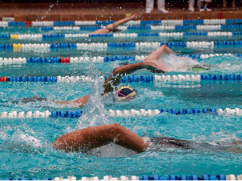 ¡Vení, divertite y sé parte del equipo de natación!