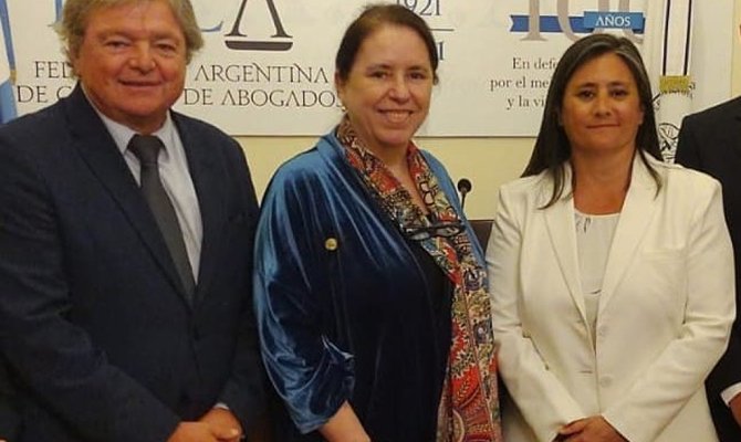 14/3/2023. Dres. Daniel Burke , Urquiola Mariana de Palacio del Valle de Lersundi y Guillermina Soria.